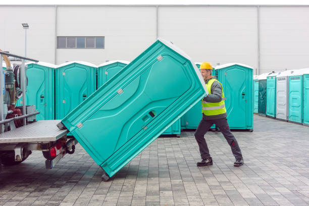 Porta potty delivery and setup in Cowan, TN